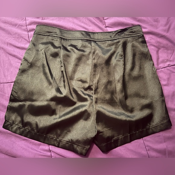 NWOT Black Dressy Shorts - Picture 2 of 5